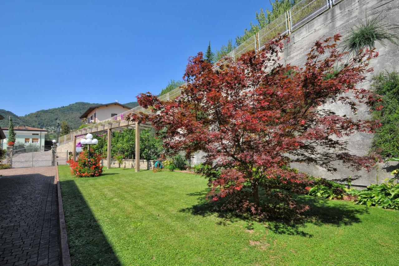 Residence Mirabel Tignale Buitenkant foto