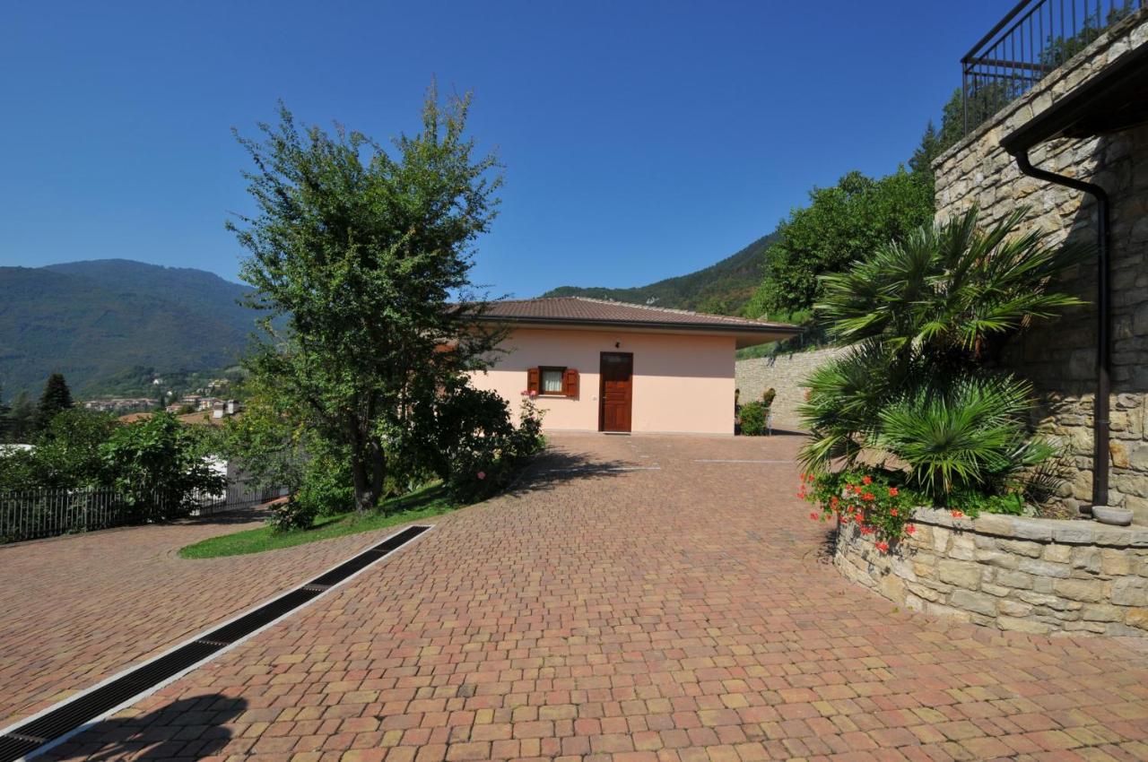 Residence Mirabel Tignale Buitenkant foto